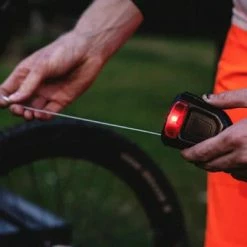 Antivol Câble Vélo Compact FLX Avec Lumière Intégrée Hiplok -Remorques vélo Soldes antivol cable velo compact flx avec lumiere integree hiplok full 3