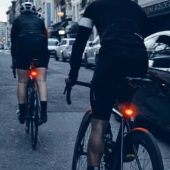 Eclairage Vélo Led Rechargeable Arrière 37 Lumens Curve Bookman -Remorques vélo Soldes eclairage velo led rechargeable arriere 37 lumens curve bookman full 6