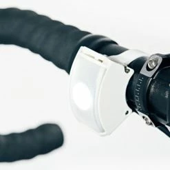 Eclairage Vélo Led Rechargeable Avant 220 Lumens Curve Bookman -Remorques vélo Soldes eclairage velo led rechargeable avant 220 lumens curve bookman full 4