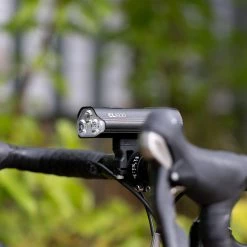 Lampe Vélo Powerbank Sur Guidon Ultratorch CL1600 Oxford 1600 Lumens -Remorques vélo Soldes feu avant velo oxford ultratorch cl 1600