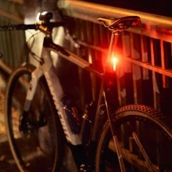 Feu Vélo Arrière Kryptonite Incite XBR 20 Lux 9 Feu Vélo Arrière Kryptonite Incite XBR 20 Lux -Remorques vélo Soldes feu velo arriere kryptonite incite xbr 20 lux full 4