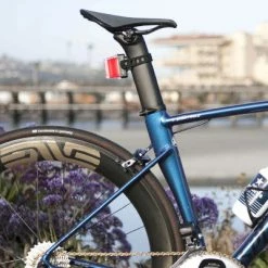 Feu Vélo Arrière USB Sur Tige De Selle Sentry Aero 260 NiteRider 8 Feu Vélo Arrière USB Sur Tige De Selle Sentry Aero 260 NiteRider -Remorques vélo Soldes feu velo arriere usb sur tige de selle sentry aero 260 niterider full 3