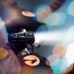 Phare De Vélo Avant USB 400 Lumens Meteor Moon 9 Phare De Vélo Avant USB 400 Lumens Meteor Moon -Remorques vélo Soldes moon meteor feu velo avant