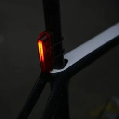 Phare Arrière Vélo Rechargeable USB Slimline Ultratorch Oxford -Remorques vélo Soldes phare arriere velo rechargeable usb slimline ultratorch oxford full 4