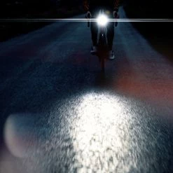 Phare De Vélo Avant USB 400 Lumens Meteor Moon 11 Phare De Vélo Avant USB 400 Lumens Meteor Moon -Remorques vélo Soldes phare velo avant 400 lumens moon meteor