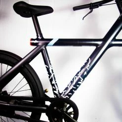 Stickers Réfléchissants Pour Cadre De Vélo Motif Louvre Will B -Remorques vélo Soldes stickers velo will b motif louvre 5